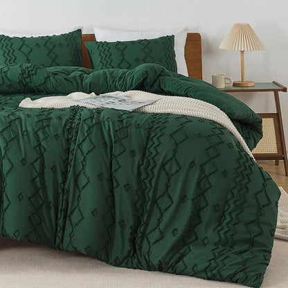 Andency Queen Comforter Set, 3 Pieces Dark Emerald Green Boho Tufted Fall Bedding, Soft Fluffy Farmhouse Comforter, Jacquard Textured Geometric Bed Set for All Season (90x90 Inch)