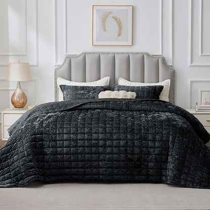 BEDELITE Velvet Quilt Set Queen Size - Luxury Velvet Comforter Bedding Set 3 Pieces, Lightweight Soft Cozy Shiny Black Oversized Bedspread Coverlet for All Seasons with 2 Pillow Shams