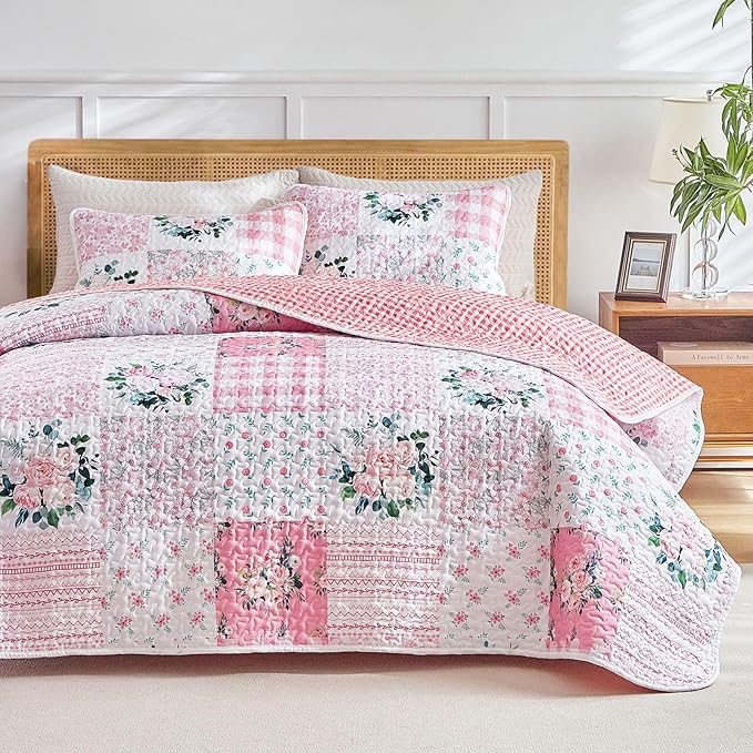 Joyreap 3 Pieces Floral Patchwork Quilt Set Queen, Pink n White Flowers Design, Soft n Cozy Microfiber Quilt, Bedspread Bed Cover for All Season, 1 Quilt and 2 Pillow Shams- 90x90 inches