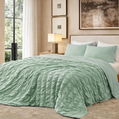 Cozy Bliss Cooling Comforter Seersucker Plaid King Size, Q-Max 0.45 Lightweight Cooling Blanket, Breathable Silk Smooth Summer Bedding Quilt for Hot Sleepers Night Sweats Sage Green