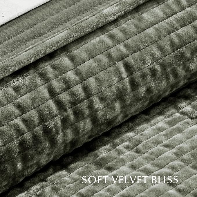 EVERGRACE Velvet Quilt Set Queen Size, Luxurious Soft Quilted Bedding Sets, Lightweight Velvet Comforter for All Season, Striped Channel Bedspread Coverlet with 2 Shams, Dried Thyme Green