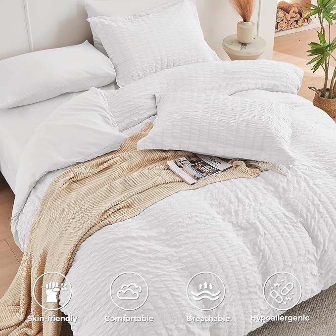 HYMOKEGE White Duvet Cover King Size, Ultra Soft 3-Piece Seersucker Duvet Cover Set with Zipper Closure, Soft Brushed Microfiber Bedding Set with 8 Corner Ties (104"x90", 2 Pillowshams)