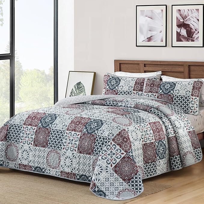 Dobuyly Patchwork Quilt Set Queen Size Boho Plaid Bedspread Red Grey Quilt Coverlet Set, 3 Pieces Soft Microfiber Lightweight Farmhouse Summer Bedding Set for All Seasons 96"x90"