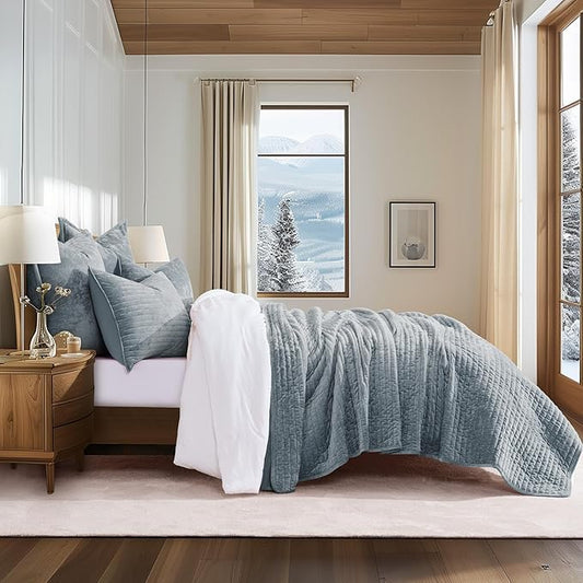 EVERGRACE Velvet Quilt Set King Size, Luxurious Soft Striped Channel Bedding Set, Lightweight Velvet Comforter for All Season, Oversized Bedspread Coverlet with 2 Matching Shams, Blue Linen