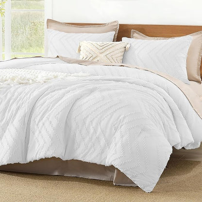 Litanika White Queen Size Comforter Sets, 3 Pieces Lightweight Chevron Tufted Bedding Comforter Set, Fluffy Down Alternative Comforter Bed Set Gift Choice (90x90In Comforter and 2 Pillowcases)
