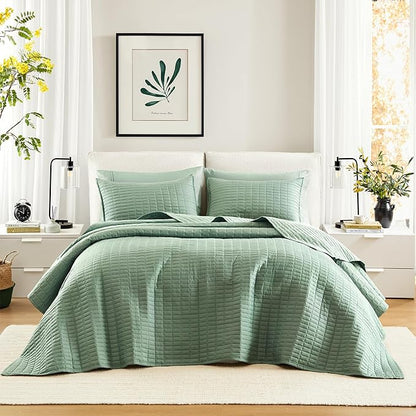 Comfort Spaces Sage Green Oversized Queen Quilt Set 102"x118" Bedspread Quilted Summer Lightweight Microfiber Bedding Coverlet with Double Sided Stitching Soft All Season 3 Piece with Matching Shams