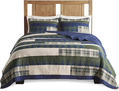WOOLRICH Spruce Hill Reversible Quilt Set - Cottage Styling Reversed to Solid Color, All Season Lightweight Coverlet, Cozy Bedding Layer, Matching Shams, Oversized King/Cal King, Stripes Green 3 Piece