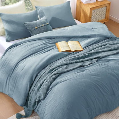 WRENSONGE Full Size Comforter Sets - 3 Pieces Dusty Blue Comforter Prewashed Soft Lightweight for All Seasons, Fluffy Down Alternative Comforter Full Size with 2 Pillow Shams
