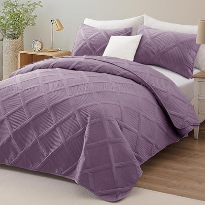 Exclusivo Mezcla Full Queen Size Quilt Set with Modern Striped Pattern, 3 Pieces Lightweight Dusty Lavender Quilts Bedding Set, Soft Bedspreads Coverlets for All Seasons
