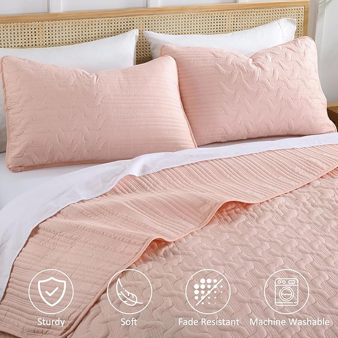 Yiran Blush Pink Quilt Set King Size, 3 Piece Reversible Bedspreads Bedding Set, Fall Wave Striped Pattern Coverlet for All Season with 2 Pillow Shams (King, 106x96 Inch)