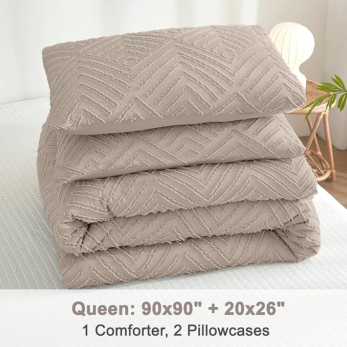 Litanika Light Coffee Queen Comforter Set, 3 Pieces Tufted Boho Farmhouse Bedding Comforter Sets, Lightweight Fluffy Comforter Bed Set for All Season (90x90In Comforter and 2 Pillowcases)