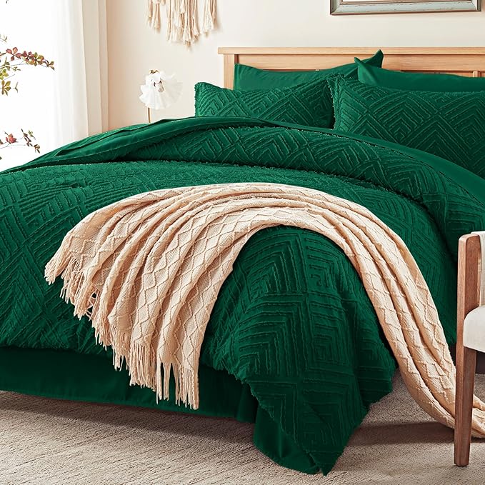 Zzlpp Full Comforter Set 7 pieces, Emerald Green Tufted Bed in a Bag with Comforter and Sheets, All Season Boho Bedding Sets with Comforter, 2 Pillow Shams, 2 Pillowcases, 1 Flat Sheet, 1 Fitted Sheet