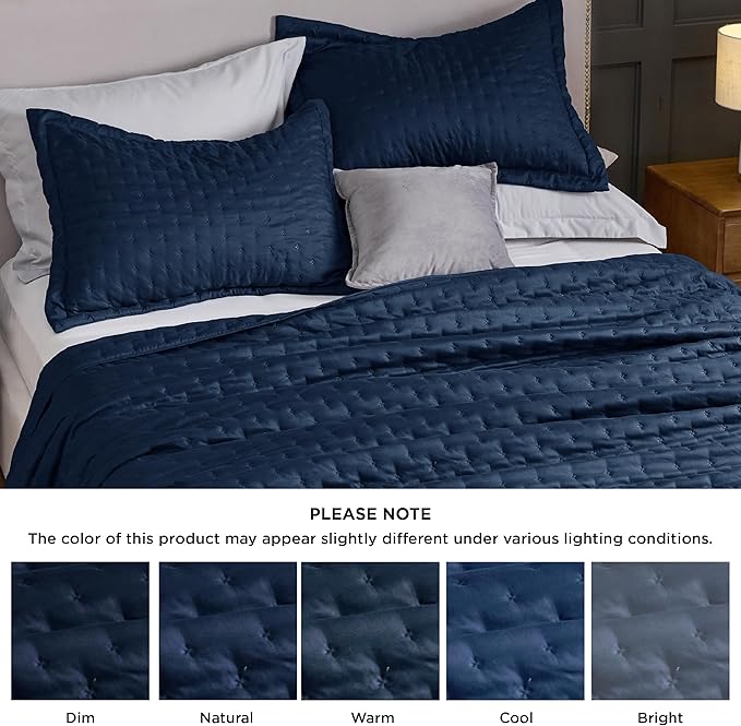 Bedsure Twin Quilt - Ultra Soft Twin XL Quilt Bedding for Dorm Decor, Lightweight All-Season Comforter, Navy Blue Bedspread Coverlet with Clover Pattern, 68 x 86 Inches | Stitch-Free Quilting, Ultra Soft, Lightweight, Machine Washable, Pet-Friendly