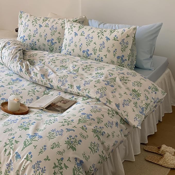 Vintage Queen Comforter Set Blue Floral Bedding Comforter Set Queen for Girl Women White Comforter Sets with Green Botanical Coquette Aesthetic Bedding Comforter Sets,1 Comforter and 2 Pillowcases