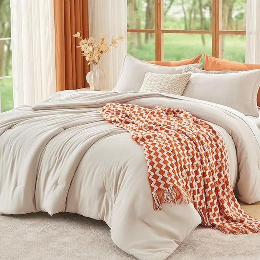 MUXHOMO Beige King Size Comforter Set, All Season Ultra Soft Down Alternative Bedding - 3 Piece Lightweight Bed Set Includes 1 Comforter (104"x90") and 2 Pillow Shams (20"x36")