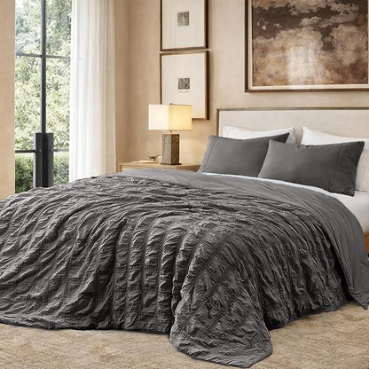 Cozy Bliss Cooling Comforter Seersucker Plaid King Size, Q-Max 0.45 Lightweight Cooling Blanket, Breathable Silk Smooth Summer Bedding Quilt for Hot Sleepers Night Sweats Gray