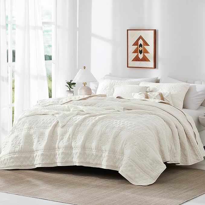 WDCOZY Boho Ivory Quilts Queen Size Bedding Sets with 2 Pillow Shams, Cream White Farmhouse Lightweight Soft Bedspread Coverlet for All Season, 3 Pieces, 90x90 inches