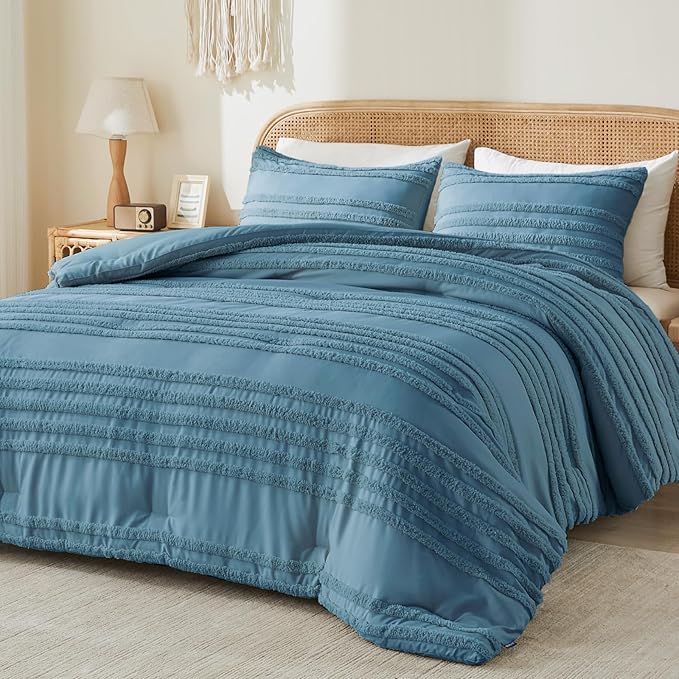 BEDELITE Boho Comforter Set Queen Size, Dusty Blue Tufted Striped Bed Set 3 Pieces, Soft Vintage Farmhouse Comforter for All Seasons, Boho Home Decor,Fluffy Jacquard Bedding with 2 Pillow Shams