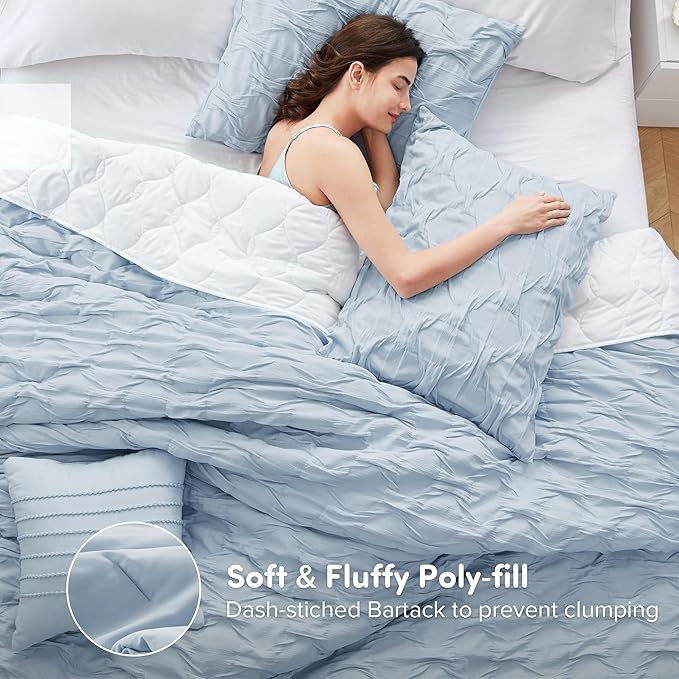 Comfort Spaces Twin/Twin XL Comforter Set for College Ogee Ruched Crinkle Texture Breathable Comforter Set Twin Dorm All Season Lightweight Bedding Set Shabby Chic Décor Pilow Blue 3 Piece
