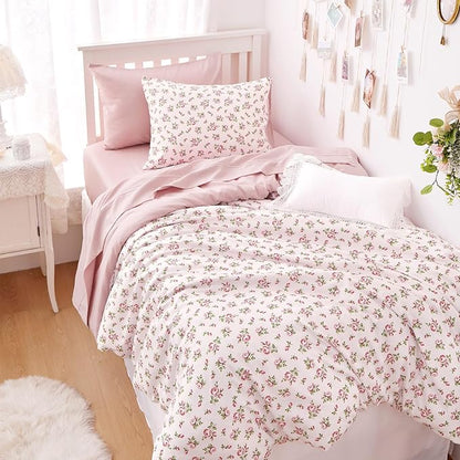 Wake In Cloud - Coquette Duvet Cover Set, Floral Cottagecore Flower Shabby Chic Cute Aesthetic, Soft Lightweight Bedding for Women Teen Girls, 3-Piece, Pink, Twin/Twin XL Size