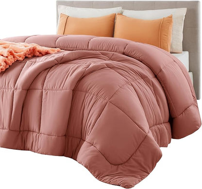 Bedsure Comforter Duvet Insert - Quilted Comforters Full Size, All Season Duvet, GentleSoft Down Alternative Bedding Blanket, with 8 Tabs, Gifts for Women/Men, Dusty Pink, Full 86 x 82 Inches
