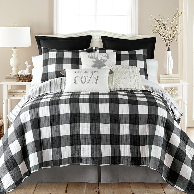 Levtex Home - Camden Quilt Set -Twin/Twin XL Quilt (68 x 86 in.) + One Standard Pillow Sham (26 x 20 in.) - Buffalo Check in Black and Cream - Reversible Pattern - Cotton