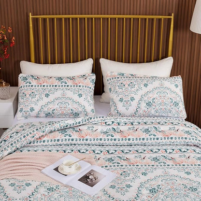 CLOTHKNOW Green White Floral Queen Comforter Set Botanical Bedding Comforter Sets Soft Boho Comforter Queen with 2 x Pillowcases