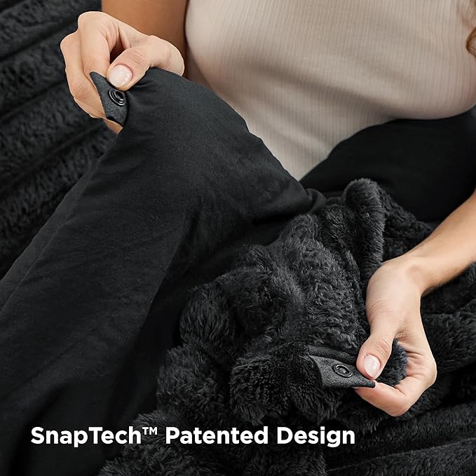 Bedsure Gentlesoft™ 2-in-1 King Size Comforter Set and Detachable Fluffy Blanket, Black Bedding Set for All Season Use, SnapTech™ Design for Space Saving (Includes 2 Pillow Shams, 2 Pillowcases)