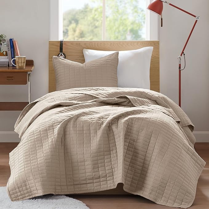 Comfort Spaces Kienna Quilt Set- Double Sided Stitching Design Summer Blanket, Lightweight, Soft, All Season Bedding Layer, Matching Sham, Taupe, Coverlet Twin/Twin XL(66"x90") 2 Piece