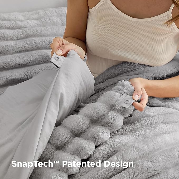 Bedsure Gentlesoft™ 2-in-1 King Size Comforter Set and Detachable Fluffy Blanket, Grey Bedding Set for All Season Use, SnapTech™ Design for Space Saving (Includes 2 Pillow Shams, 2 Pillowcases)