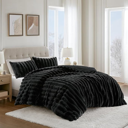 Madison Park Jasmine King Comforter Set, Luxurious Reversible Faux Fur Plush Ribbed Velvet Bedding, Fuzzy Thick Warm Winter Comforter, Super Soft Fluffy 3-Piece Set Black
