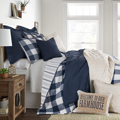 Levtex Home - Camden Quilt Set -Twin/Twin XL Quilt (68 x 86 in.) + One Standard Pillow Sham (26 x 20 in.) - Buffalo Check in Navy and Cream - Reversible Pattern - Cotton