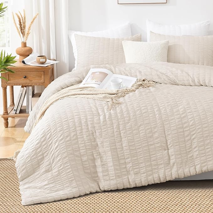 AveLom Beige Seersucker Twin Comforter Set (68x90 inches), 2 Pieces-100% Soft Washed Microfiber Lightweight Comforter with 2 Pillowcases, All Season Down Alternative Comforter Set for Bedding