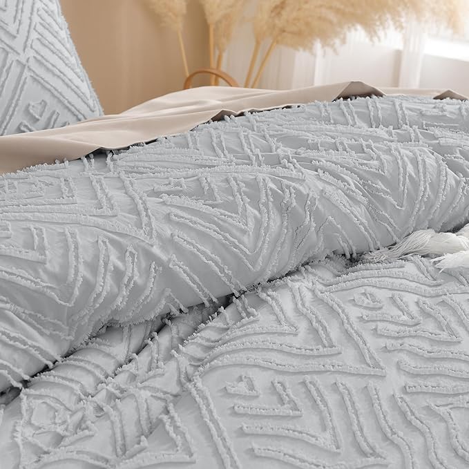 Andency Light Grey Oversized King Comforter 120''x120'', 3 Pieces Gray Super King Soft Boho Bedding Set & Collections, Farmhouse Tufted Fluffy Bed Set for All Seasons (1 Comforter, 2 Pillowcases)