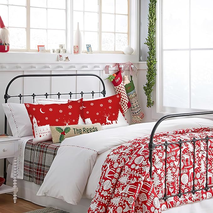 YIYEA Christmas Standard Pillow Cases Set of 2, Ultra Soft Double Brushed Microfiber Pillowcases Standard, Christmas Bed Pillow Covers, Fade Resistant, Easy Slip-On (20"x26")