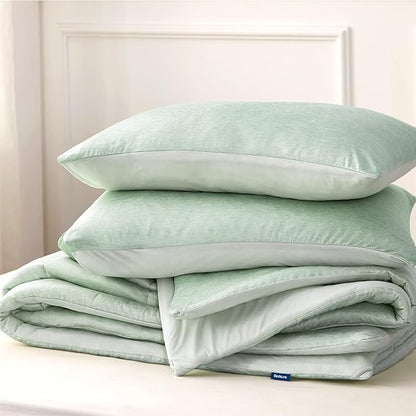 Bedsure Queen Comforter Set - Cooling and Warm Bed Set, Sage Green Reversible Bedding for All Season, 3 Pieces, 1 Queen Size Comforter (88"x88") and 2 Pillow Cases(20"x26")