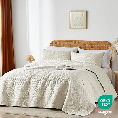 akkialla Full/Queen Quilt Set, Boho Style in a Solid Color, Cream Lightweight Microfiber Bedspread, Soft and Breathable Coverlet for All Seasons, 3-Piece Bedding Set (1 Quilt, 2 Pillow Shams)