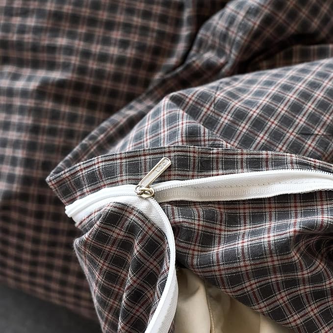 EAVD Vintage Style Dark Grey Plaid Duvet Cover Queen 100% Washed Cotton Like Linen Feel Soft Red Grid Gingham Bedding Set with 2 Pillowcases Reversible Retro Dark Grey Gingham Duvet Cover with Zipper