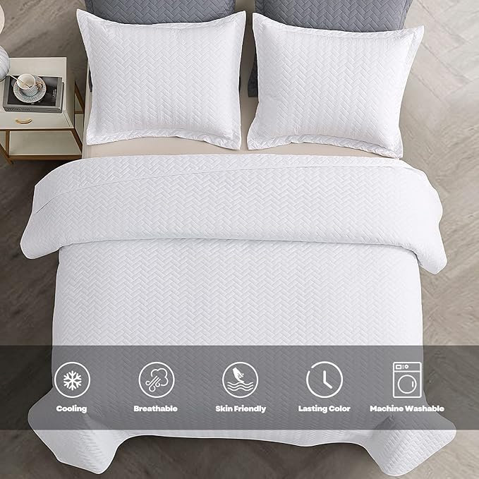 Maple&Stone Quilt Set Twin/Twin XL, Lightweight White Bedspread Ultrasonic Chevron Pattern Light Coverlet for All Season Comforter Bedding Decor - 2 Piece Twin Extra Long Bed Cover Sets