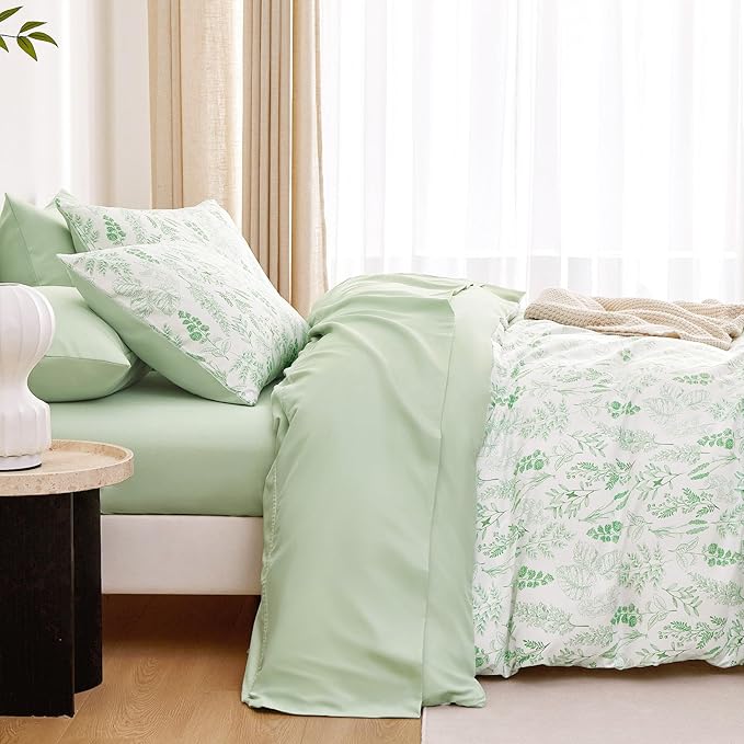 Wake In Cloud - Floral Duvet Cover Set, Botanical Vintage Flower Coquette Cottagecore Aesthetic for Women Teen Girls, Soft Lightweight Bedding, 3-Piece, Light Green, Full Size