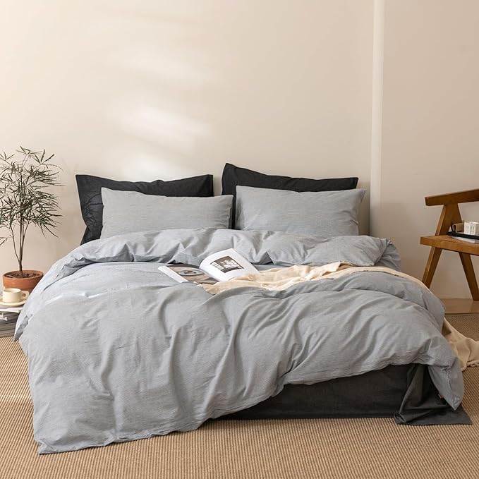VM VOUGEMARKET Grey Stripes Comforter Set Twin XL Teen Boys Men Down Comforter with 2 Pillowcases,Modern Luxury Pinstriped Bedding Quilt Set 68"x90"