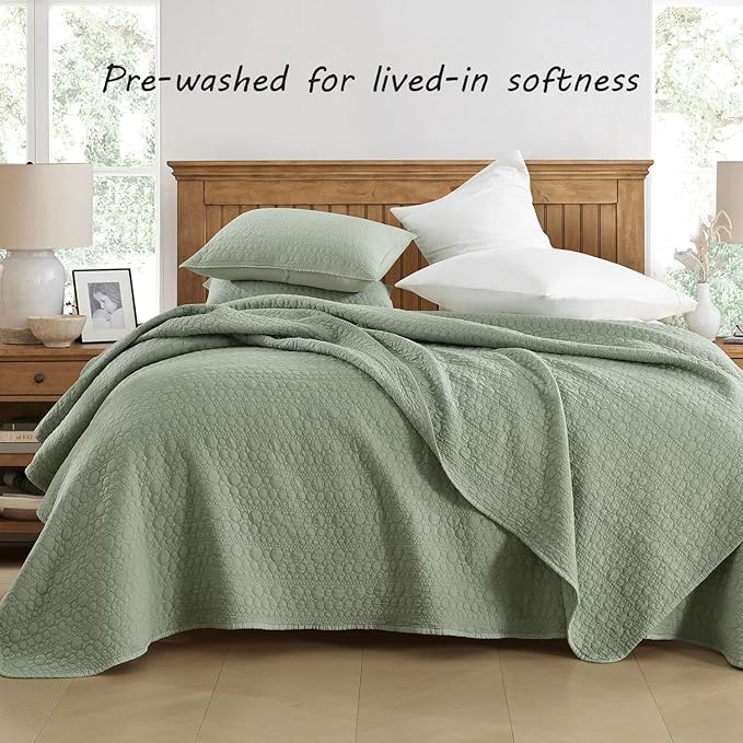 HORIMOTE HOME Quilt Set Twin Size Sage Green, Classic Geometric Spots Stitched Pattern, Pre-Washed Microfiber Chic Rustic Look, Ultra Soft Lightweight Quilted Bedspread for All Season, 2 Pieces