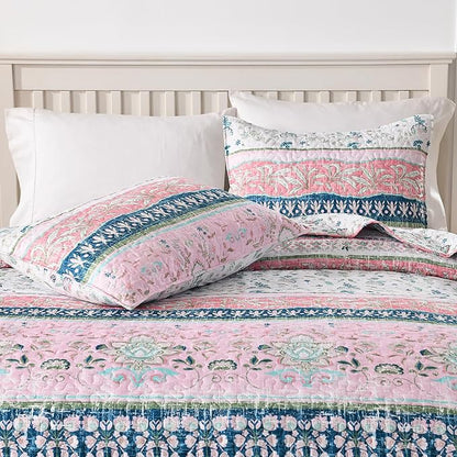 HORIMOTE HOME Boho Style Queen Quilt Set Pink Bohemian Floral Strip Quilt Beddding Set, Soft and Lightweight Bedspread for All Season, Full Size Bed Coverlet with 2 Matching Pillow Shams (3 Pieces)