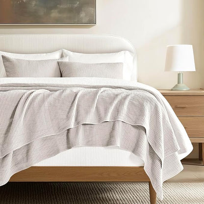 EVERGRACEHOME Cotton Coverlet Set King Size 3 Pieces, Lightweight Soft Ribbed Matelassé Bedspread Quilt Set, Cozy Oversized Quilted Bedding Set with 2 Pillow Shams for All Seasons, Birch