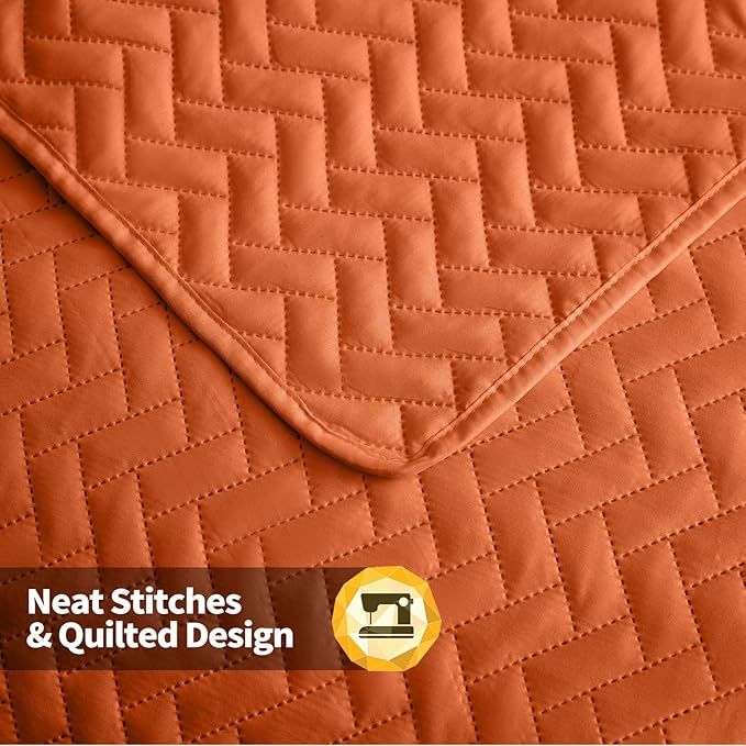 Maple&Stone Quilt Set Twin Size, Burnt Orange Lightweight Bedspread Ultrasonic Chevron Pattern Light Coverlet for All Season Comforter Bedding Decor - 2 Piece Twin Bed Cover Sets