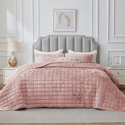 BEDELITE Velvet Quilt Set King Size - Luxury Velvet Comforter Bedding Set 3 Pieces, Soft Cozy Shiny Dusty Pink Oversized Bedspread Coverlet for All Seasons with 2 Pillow Shams