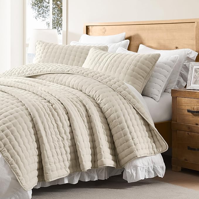 WDCOZY Beige California Oversized Cal King Size Quilt Bedding Sets with 2 Pillow Shams, Neutral Lightweight Soft Bedspread Coverlet Bed Cover for All Season, 3 Pieces, 116x106 inches