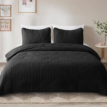 Exclusivo Mezcla Ultrasonic King Quilt Bedding Set, Lightweight Black Bedspreads Soft Modern Geometric Coverlet Set for All Seasons (1 Quilt and 2 Pillow Shams)