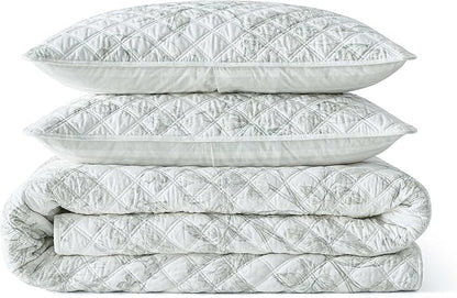Martha Stewart - Twin Quilt Set, 100% Cotton Reversible Bedding Set, Incredibly Soft Feel for Year Round Comfort, 2 Piece Bed Set with Matching Pillowcase (Vine Flora Green)