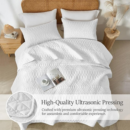 akkialla Twin Size Quilt Bedding Set,White Lightweight Microfiber Soft Bedspreads,Modern Style Geoetric Pattern Coverlet Set for All Seasons,2 Piece(1 Quilt,1Pillow Sham)